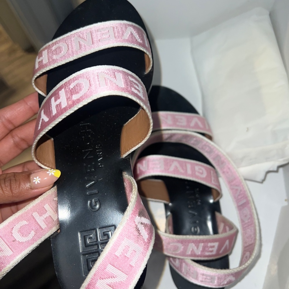 Givenchy slides - Picture 2 of 7